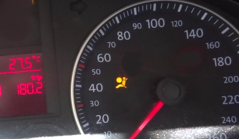Hava Yastığı Işığı Neden Yanar? Airbag Lambası Nasıl Söndürülür?