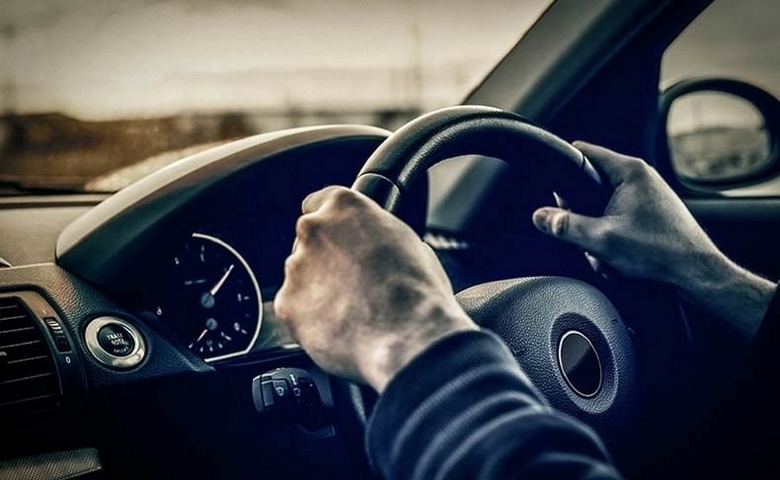 Arabada Kalkışta Titreme Neden Olur? Kalkarken Motorun Titremesi