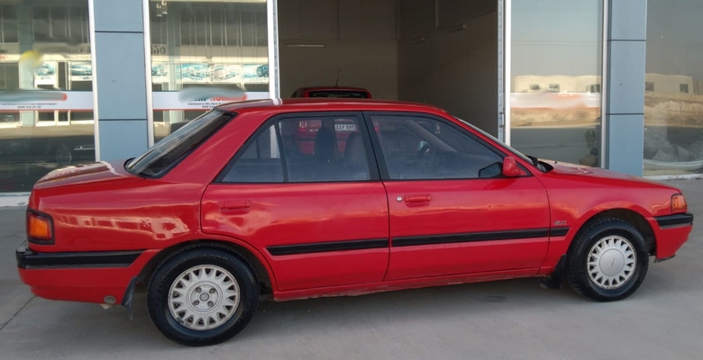 mazda 323 yandan gorunusu