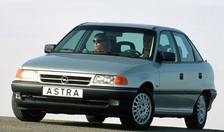 Opel Astra F (1991-1998) Nasıl Araba, Alınır Mı? İnceleme ve Kullanıcı Yorumları